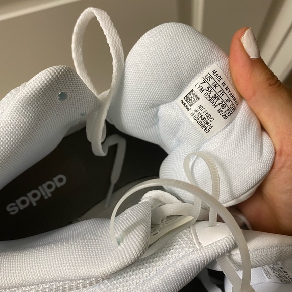 adidas high tops - Picture 3 of 4